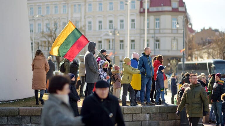 Reconnecting with Your Roots: The Complete Guide to Lithuanian Citizenship by Descent